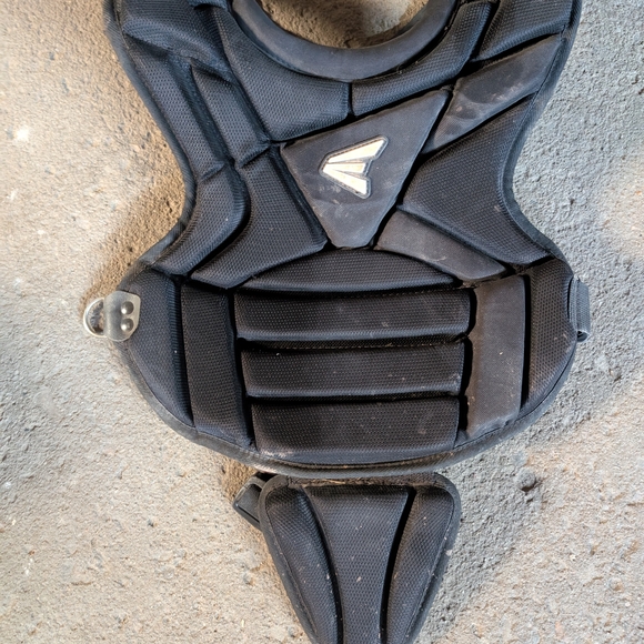 Easton Catchers Gear Set - Picture 3 of 4